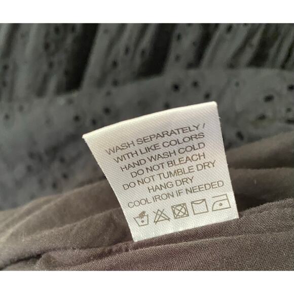 Tularosa Carlotta Eyelet Floral Midi Dress XS Black Smocked Ruffle Cottage FLAWS - Picture 11 of 13